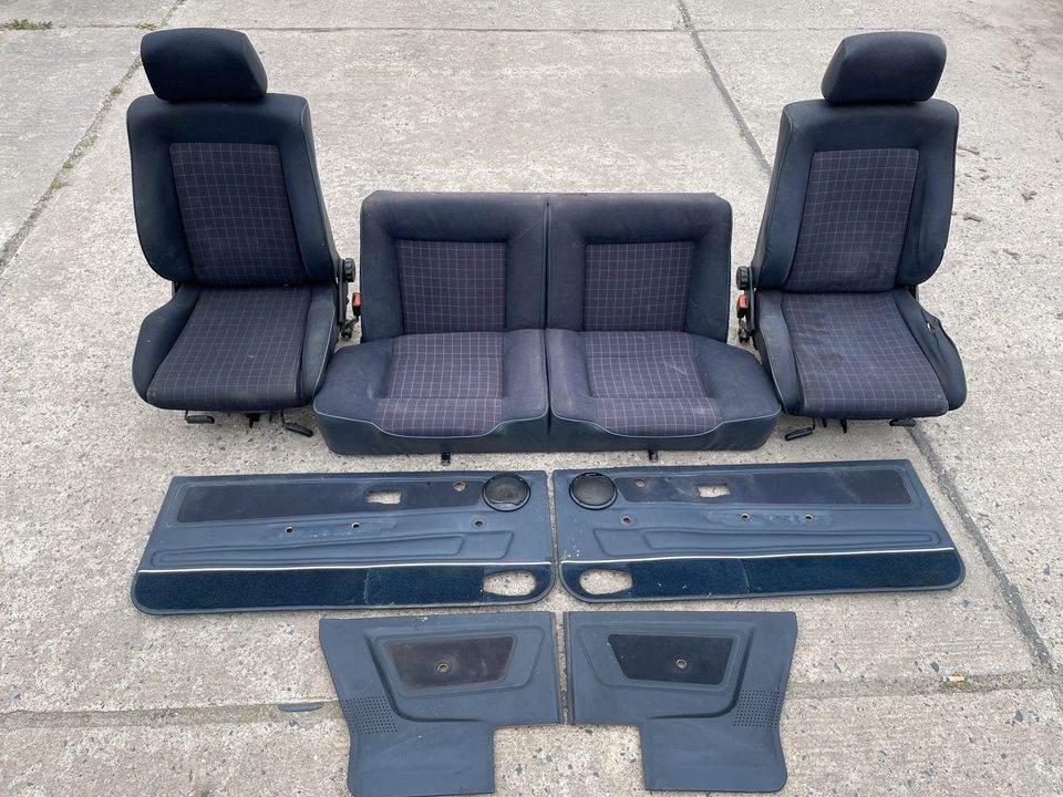 VW GOLF 1 CABRIO SITZE AUSSTATTUNG PETIT POINT BLAU STOFF ORIG.! in  Brandenburg - Schöneiche bei Berlin | Ersatz- & Reparaturteile | eBay  Kleinanzeigen ist jetzt Kleinanzeigen