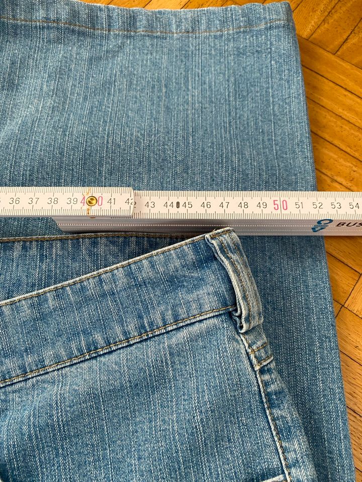 2 Gardeur Jeans Größe 28 Zwischengröße in Sulzemoos
