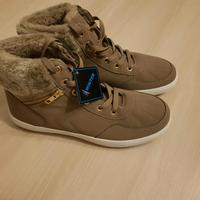 Damenschuhe Neu - Hoher Sneaker gefüttert - Gr 40. - Vty - Taupe Brandenburg - Ludwigsfelde Vorschau