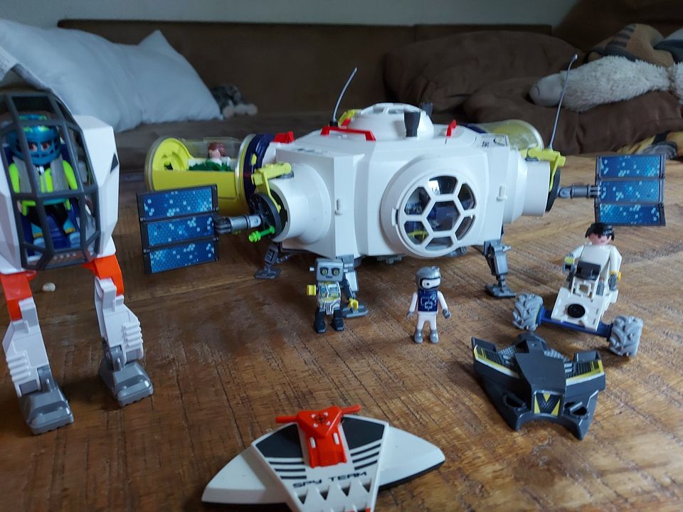 Playmobil Forscher und Raumfahrer in Hesel