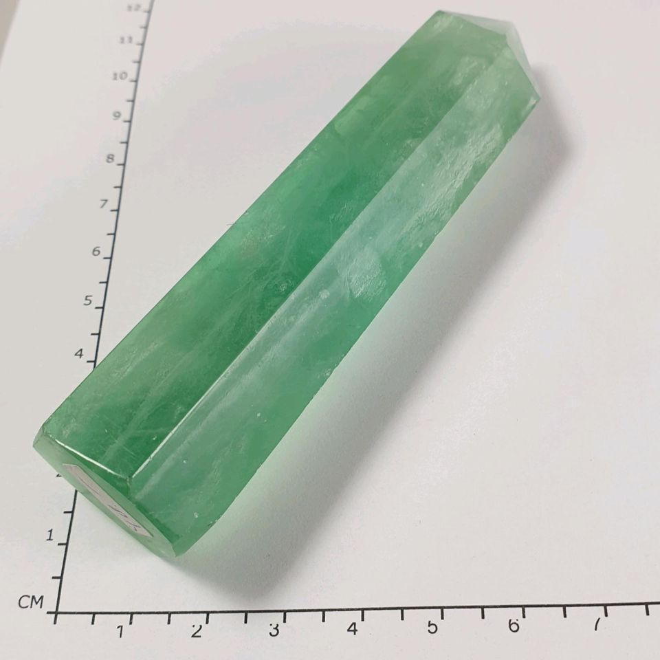 Echter Fluorid Kristall - Spitze ( 100 mm ) 132 Gramm in Recklinghausen