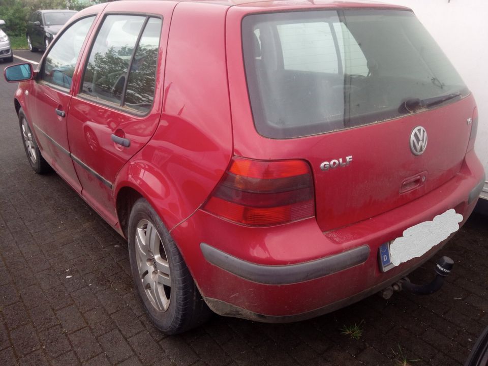 VW Golf4 Klima 1.6 16V reparaturfällig (Hinterachse) in Lindlar