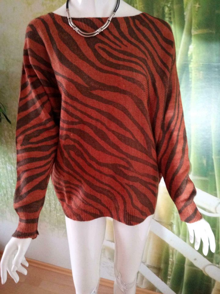 Pulli im Tigerlook orange/schwarz Jeans Fritz Gr.38 in Plettenberg