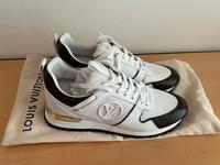 Louis Vuitton Run Away Sneaker Gr. 39,5, neu Hamburg-Nord - Hamburg Winterhude Vorschau