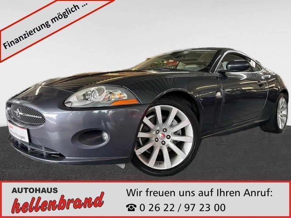 Abbildung des Autos Jaguar XK 4.2L V8 Coupé*…