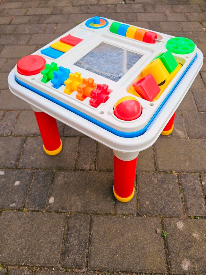 Fisher-Price Spiel und Lerntisch in Hünfelden