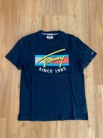 Tommy Jeans T-Shirt Gr. M dunkelblau Tommy Hilfiger Nordrhein-Westfalen - Bad Oeynhausen Vorschau