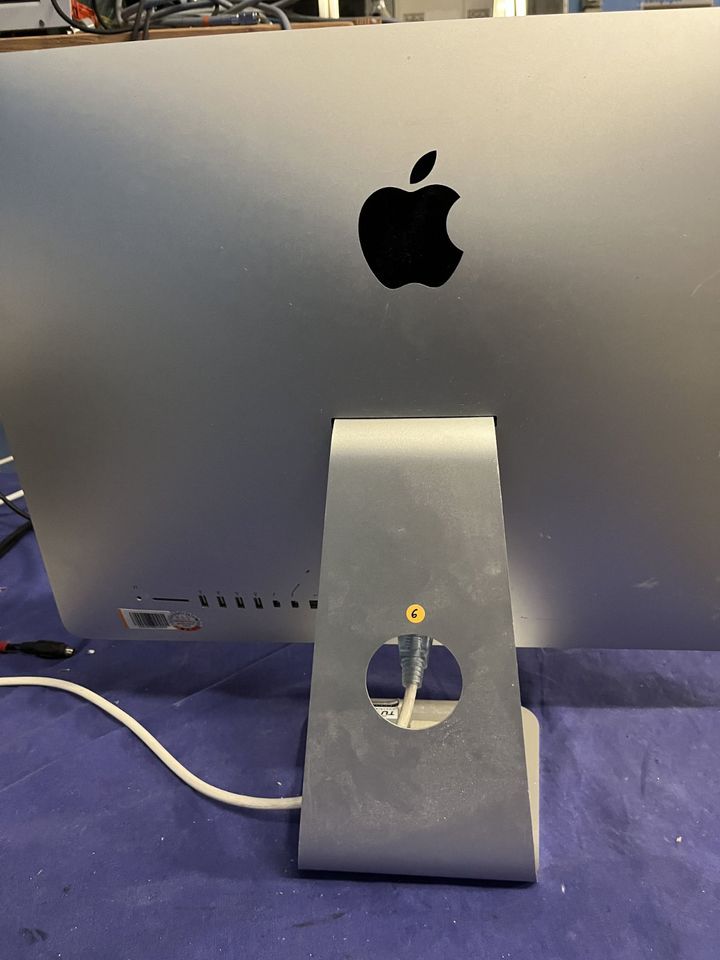 Apple iMac 21,5" in Landshut