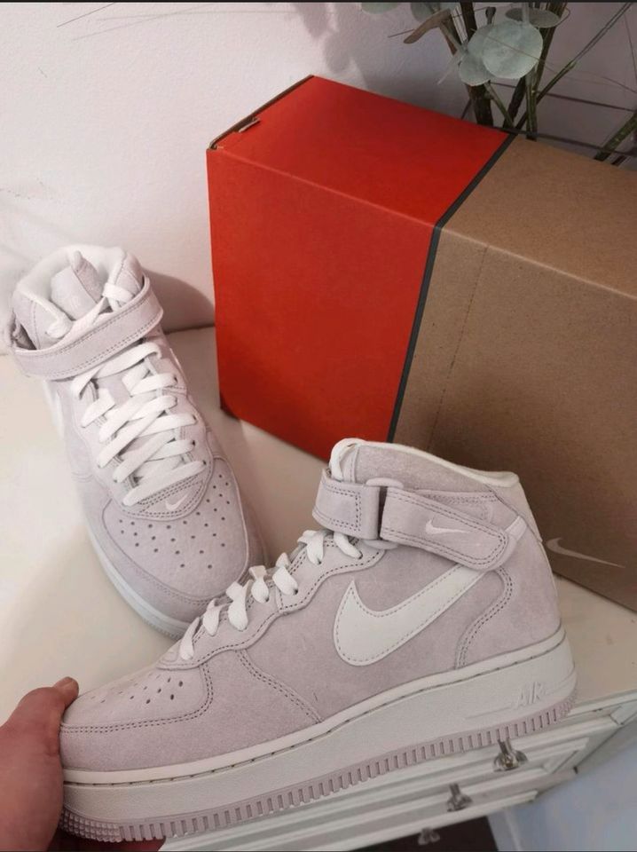 Nike Air Force 1 WMNS - Neu gr 38,5 in Essen