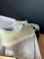 Tommy Hilfiger Hi VULC Street Low Halbschuh grün Gr. 44 neu/OVP Baden-Württemberg - Mengen Vorschau