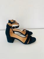 Graceland Schwarze Sandalen mit Absatz 39 Baden-Württemberg - Leonberg Vorschau