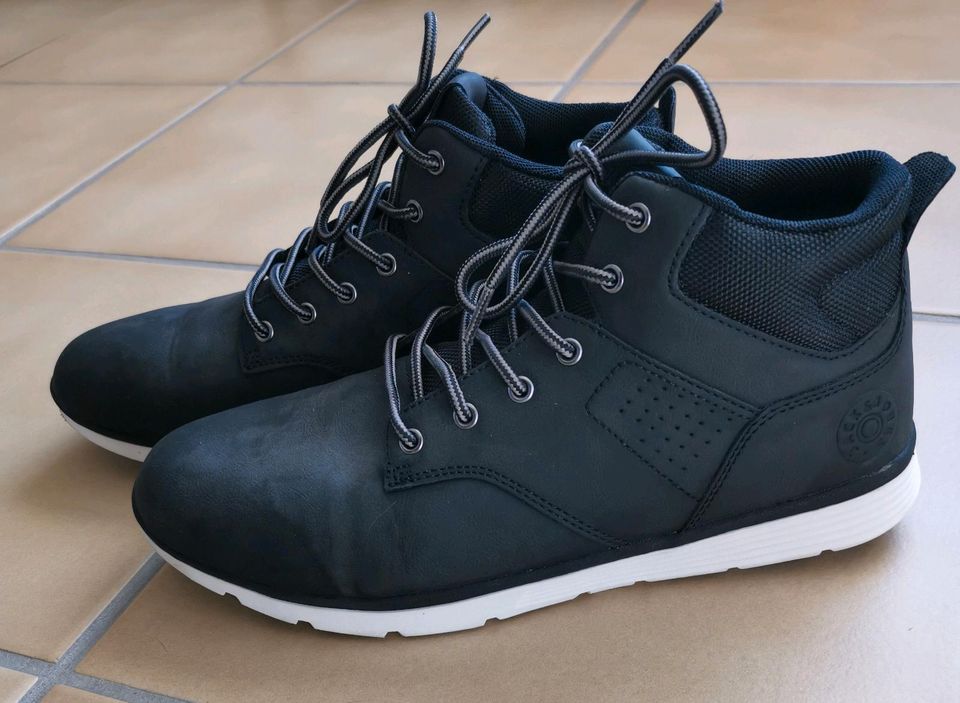 Jack &Jones hochschaft Sneaker Stiefel Gr. 44 schwarz in Hessen -  Rockenberg | eBay Kleinanzeigen ist jetzt Kleinanzeigen