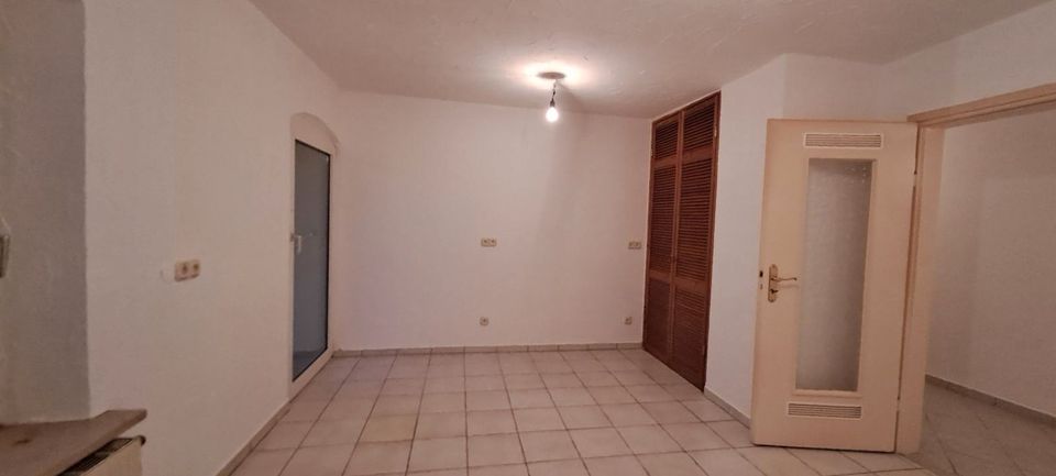 ** Verkauf: 3-4 Zimmer-Wohnung mit 105 m² inklusive Balkon** sofort fei** in Nürnberg (Mittelfr)