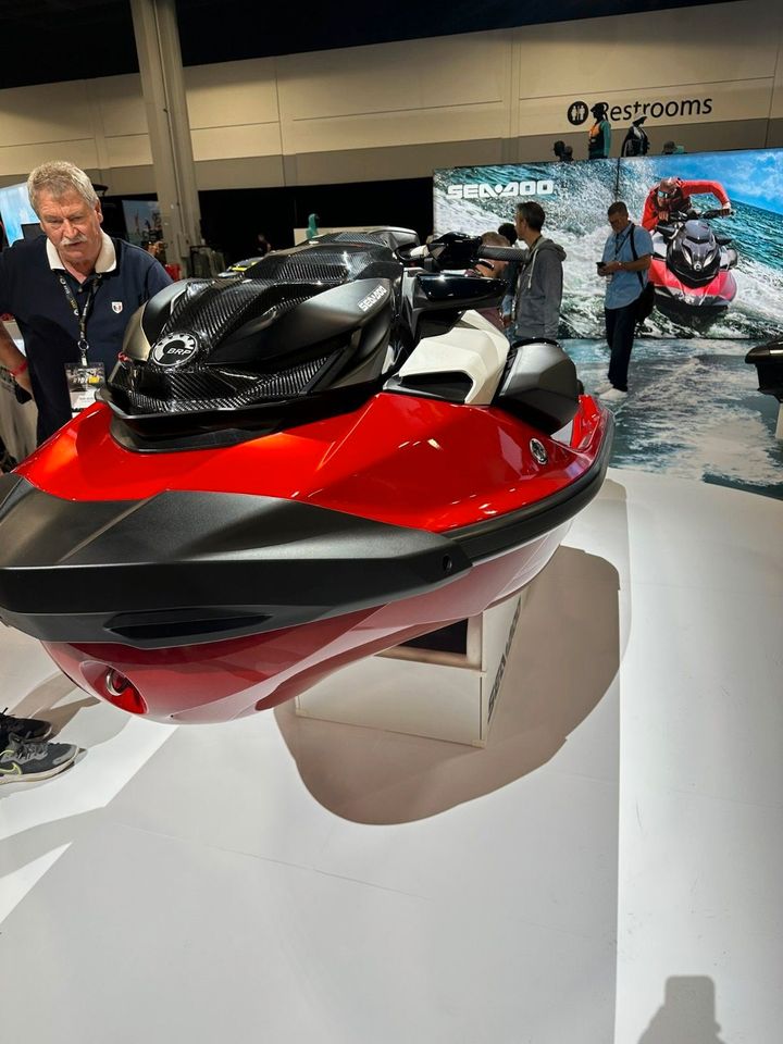 Sea Doo RXP-X RS 325 Tech Package Modell 2024 Sofort Verfügbar in Großbottwar