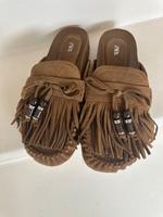 Zara Pantolette Mules Schlappen Fransen braun Gr. 40 Neu Nordrhein-Westfalen - Bergisch Gladbach Vorschau