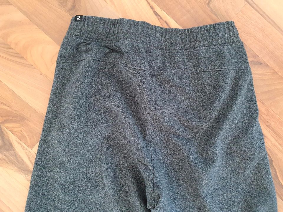 * H&M & Decathlon * 2 Jogger / Sweathosen * Gr. M * Joggpants * in Kümmersbruck