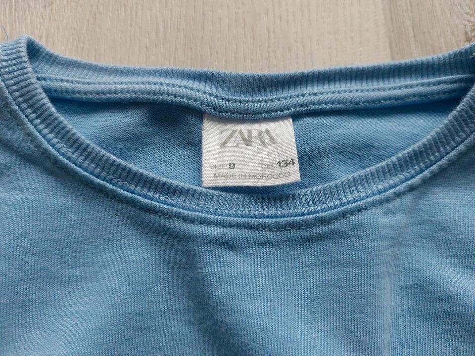 Shirt blau, Gr. 134 , Zara in Großenseebach