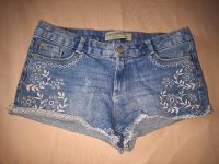 Jeans shorts kurze Hose Blumen Gr. 36 S Thüringen - Jena Vorschau