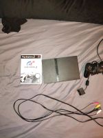 Playstation 2 slim ein Controller Strom & bildkabel und ein Spiel Nordrhein-Westfalen - Hünxe Vorschau