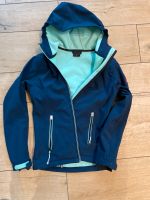 Top neuwertige blaue Trollkids Softshelljacke mit fleece 152 Hamburg - Hamburg-Nord Vorschau