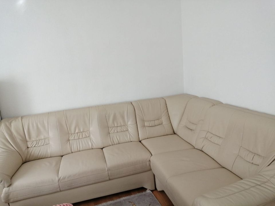 Sofa mit Bett-/ Schlaf-/Liegefunktion in Hanau