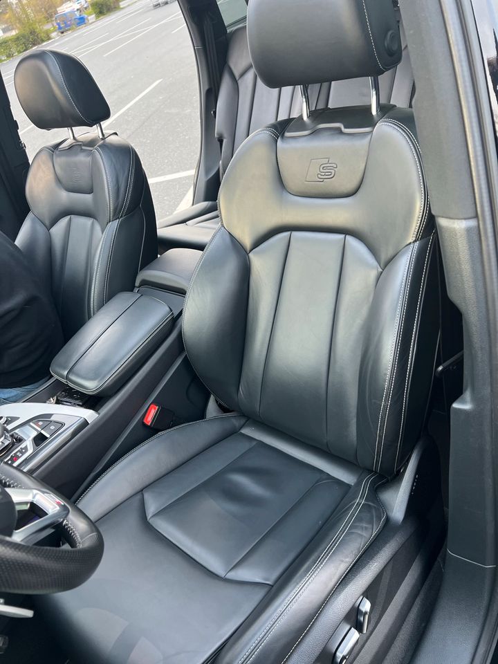 Audi Q7 VOLL ~ 22“ ~ ABT ~ 7 Sitzer ~ PANO ~ BOSE in Mühltal 