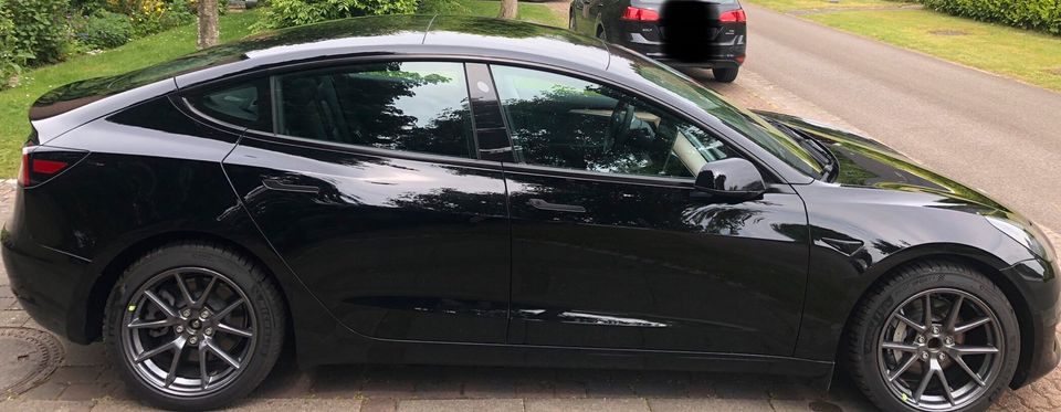 Tesla Model 3 2022 in Sottrum