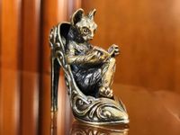 Katze Sphinx liest im Schuh Bronzefigur Statuette Skulptur 386 Rheinland-Pfalz - Koblenz Vorschau