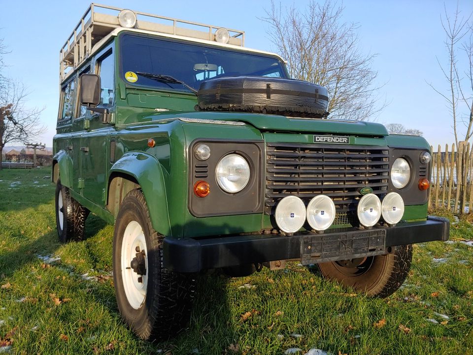 Land Rover Defender 110 Td5 Dachträger,Nachr.KAT,9 Sitzer,Standh. in Dissen am Teutoburger Wald