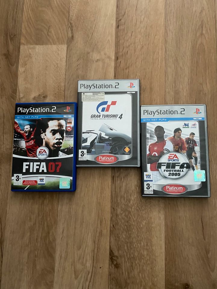 3 Spiele für Playstation 2 in Berlin