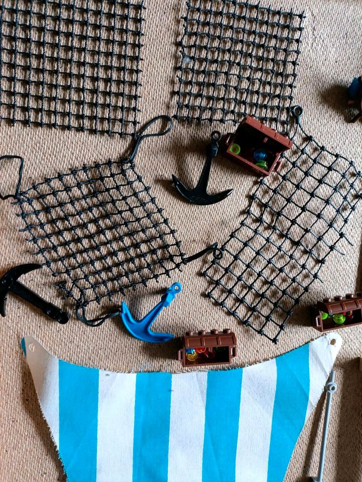 Lego Piratenschiff/Einzelteile in Niestetal