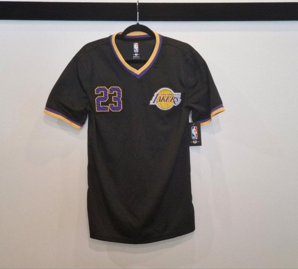 Set Los Angeles Lakers NBA Trikot Shirt Hose L in Heidenrod