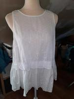 Sommerbluse Bluse Stickerei Gina Gr. 40 Baumwolle Nordrhein-Westfalen - Nettetal Vorschau