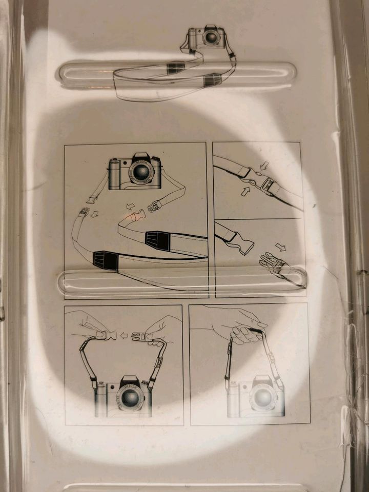Kamera Tragegurt Kaiser Neopren Tragegurt schwarz 6780 neuwertig in Neusalza-Spremberg