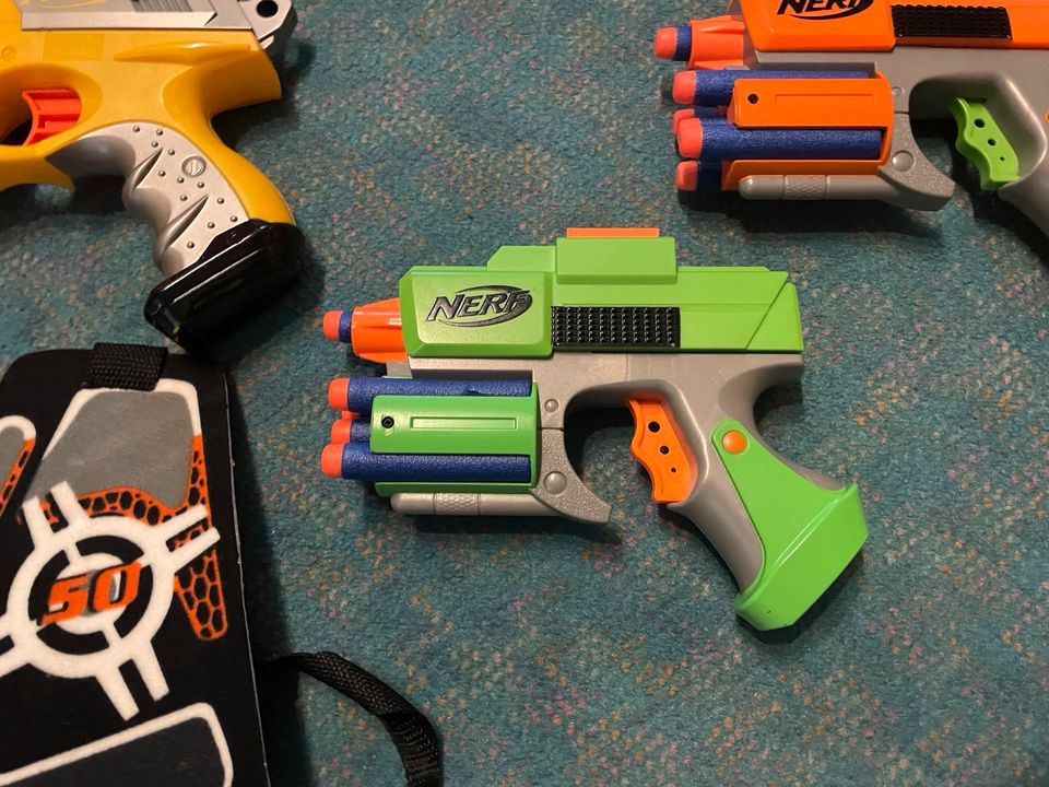 Nerf Gun Nerf Waffen Sammlung mit Akku & ohne in Parchim