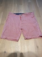 SAIL RACING Shorts, Gr. M, rot/weiß gestreift, inkl. Versand Schleswig-Holstein - Pansdorf Vorschau