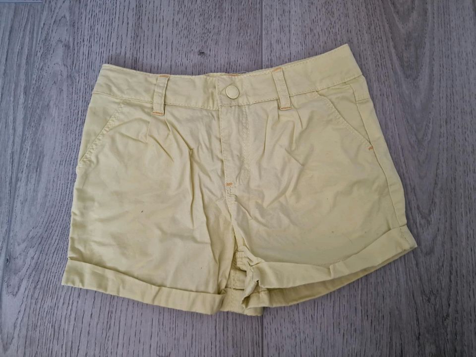 Shorts gelb vertbaudet Größe 114 cm - 6 Jahre in Kerpen