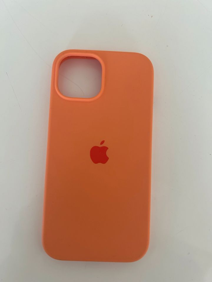 iPhone Hüllen neu in jeder Farbe in Remscheid