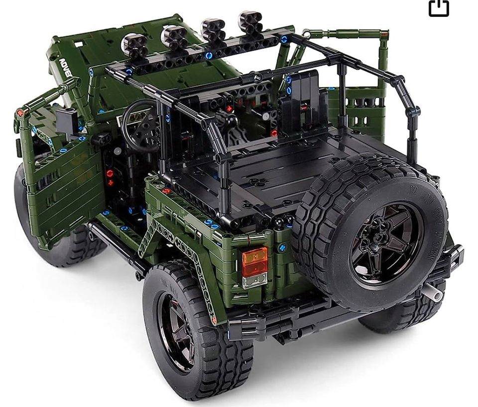 Bausatz Jeep Wrangler 1:8 Set mit Upgrade/ Fernsteuerung in Wanderup