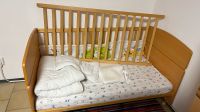 Baby Bett mit Matratze und Bettzeug (Kissen, Bettdecke) Bayern - Neutraubling Vorschau
