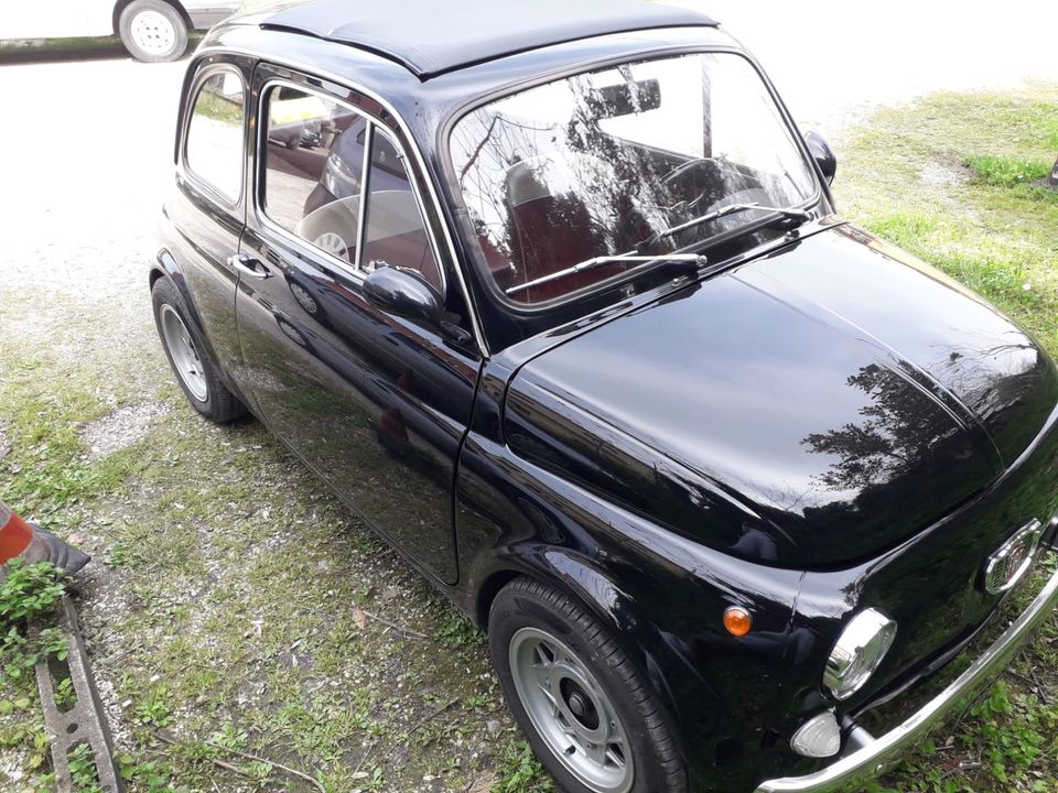 Fiat 500 Oldtimer bay 66 mit italienischen Papiere in Köln