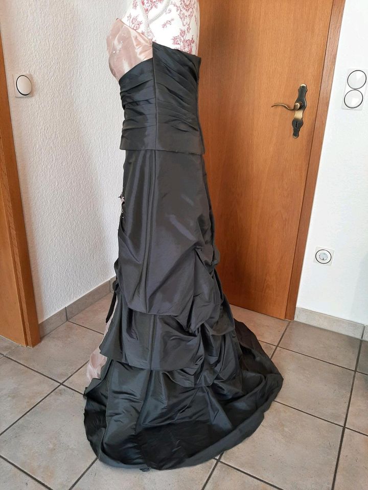 Ballkleid - Schützenfest - Königin - Abendkleid - Hochzeit *Neu* in Drolshagen