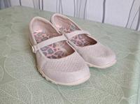 Da. Schuhe v. Skechers Gr. 37,5 Bochum - Bochum-Wattenscheid Vorschau