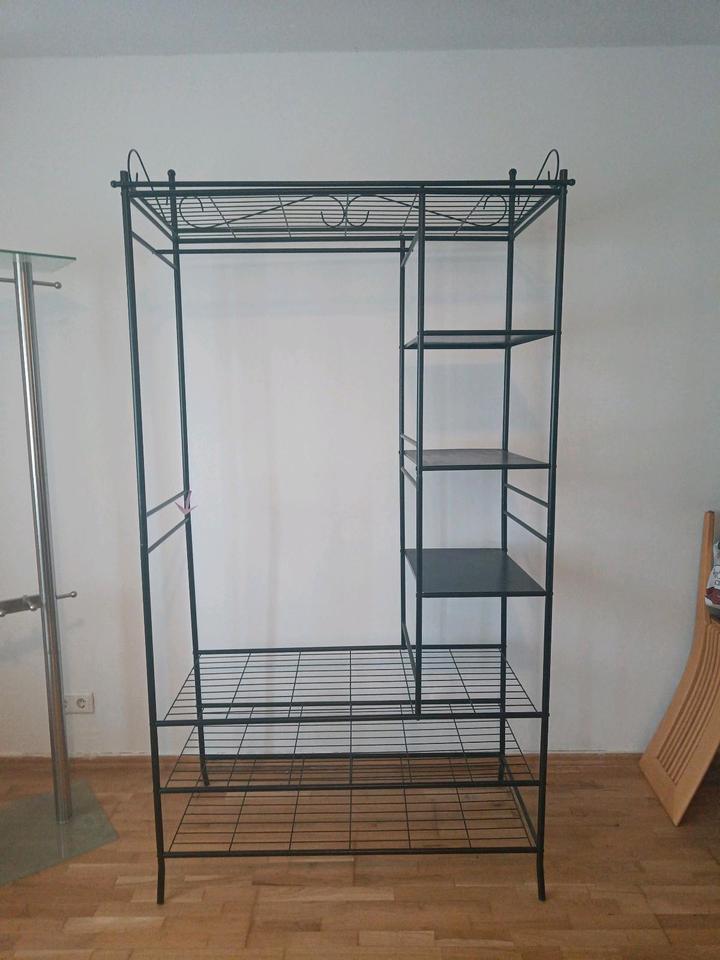 Metall Stand Garderobe Vintage elegant Sehr Groß NRW Solingen in Solingen