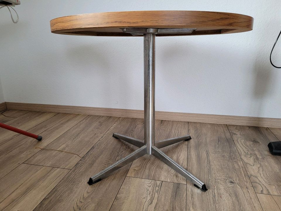 DDR Tisch Beistelltisch Holz 60er 70er retro vintage alt rund in Zwickau