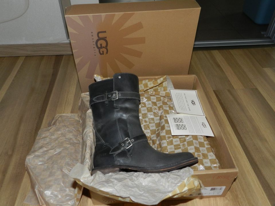 UGG "Gillespie" Damen Boot Stiefelette Gr. 8 (39) NEU in Herrnburg