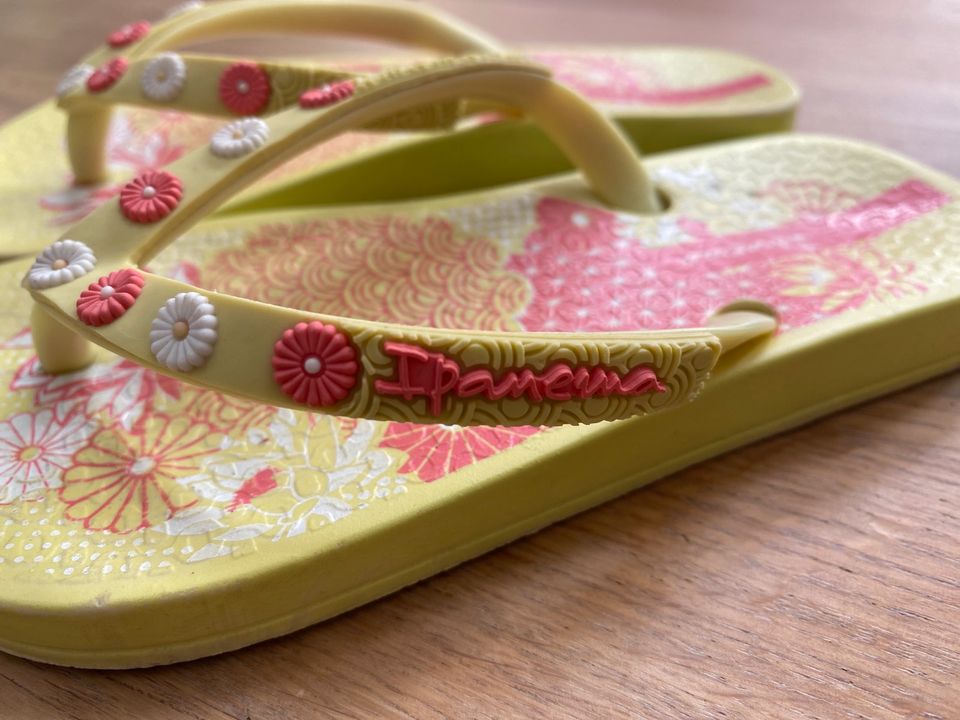 Flip flops Mädchen Ipanema Größe 27 in Limburg