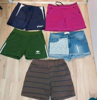 Verkaufe hier fünf sehr schöne , Sommer shorts von Adidas grS/36 Schleswig-Holstein - Kiel Vorschau