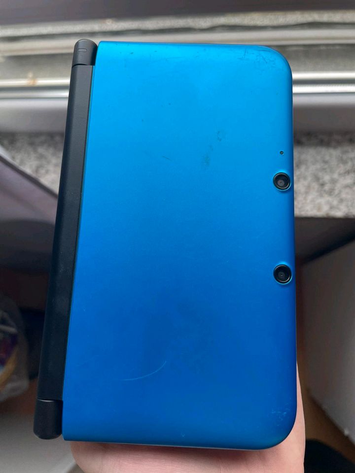 Nintendo 3DS XL in blau in Werdohl