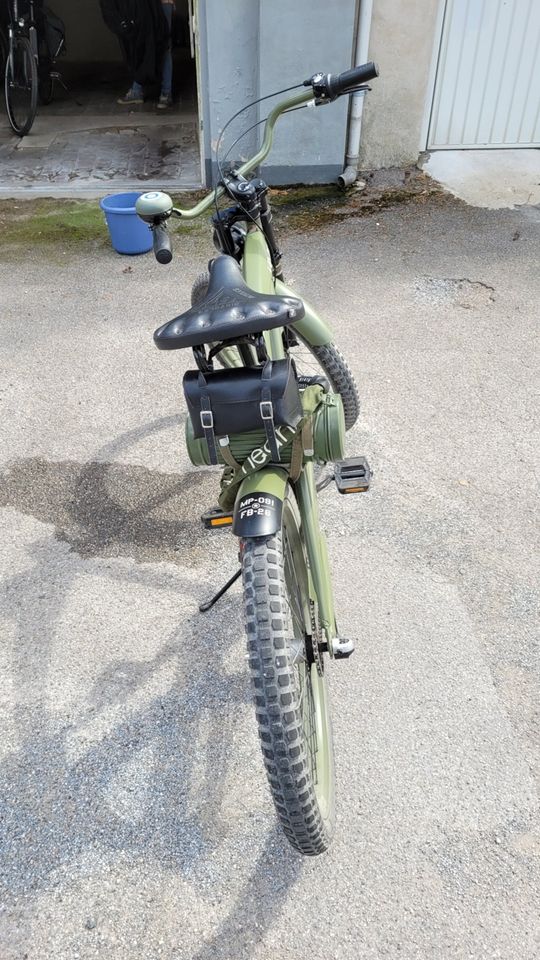 Fahrrad Felt Bike Cruiser Army green in Mönchengladbach